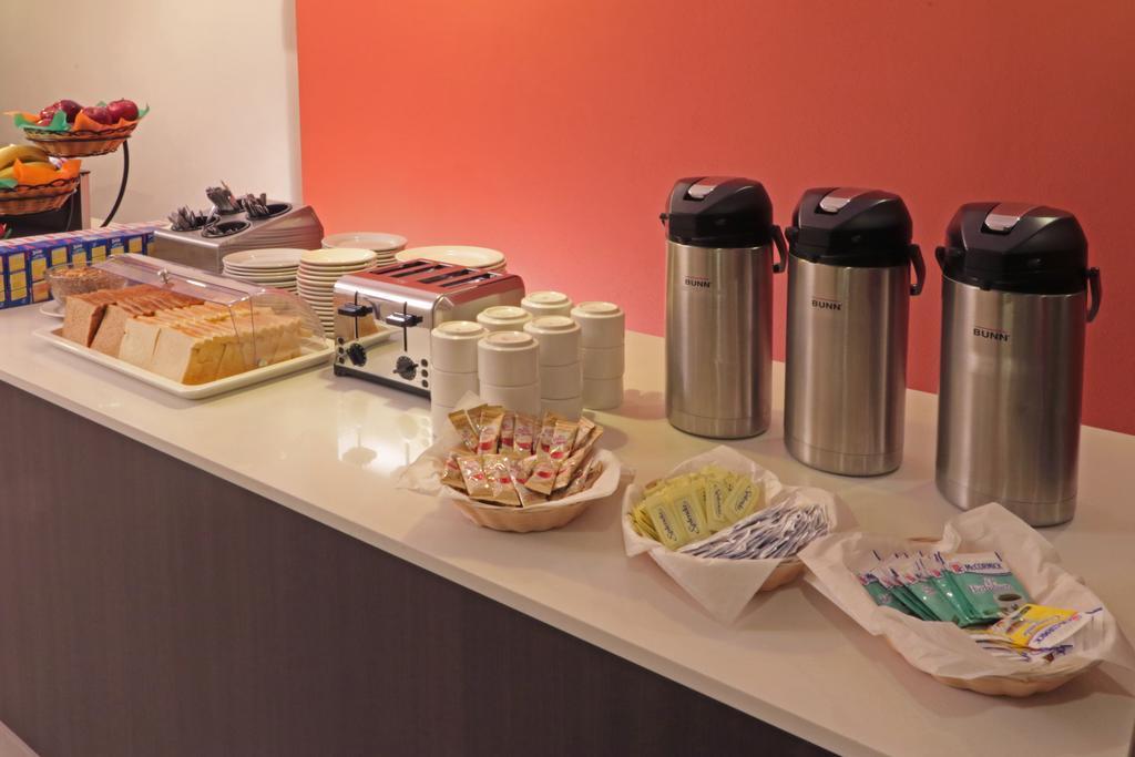 Comfort Inn San Luis Potosi Ngoại thất bức ảnh