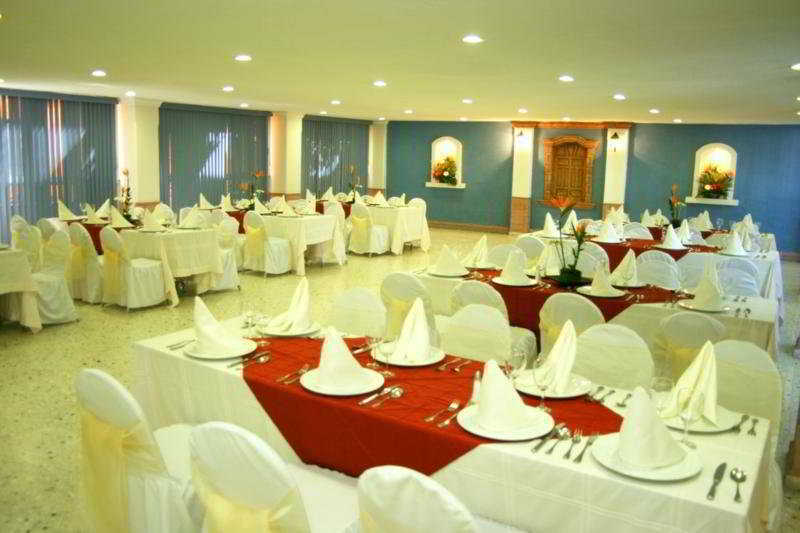 Comfort Inn San Luis Potosi Ngoại thất bức ảnh